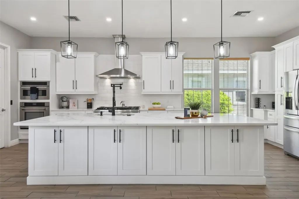 7009 Five Oaks Drive Harmony FL 34773