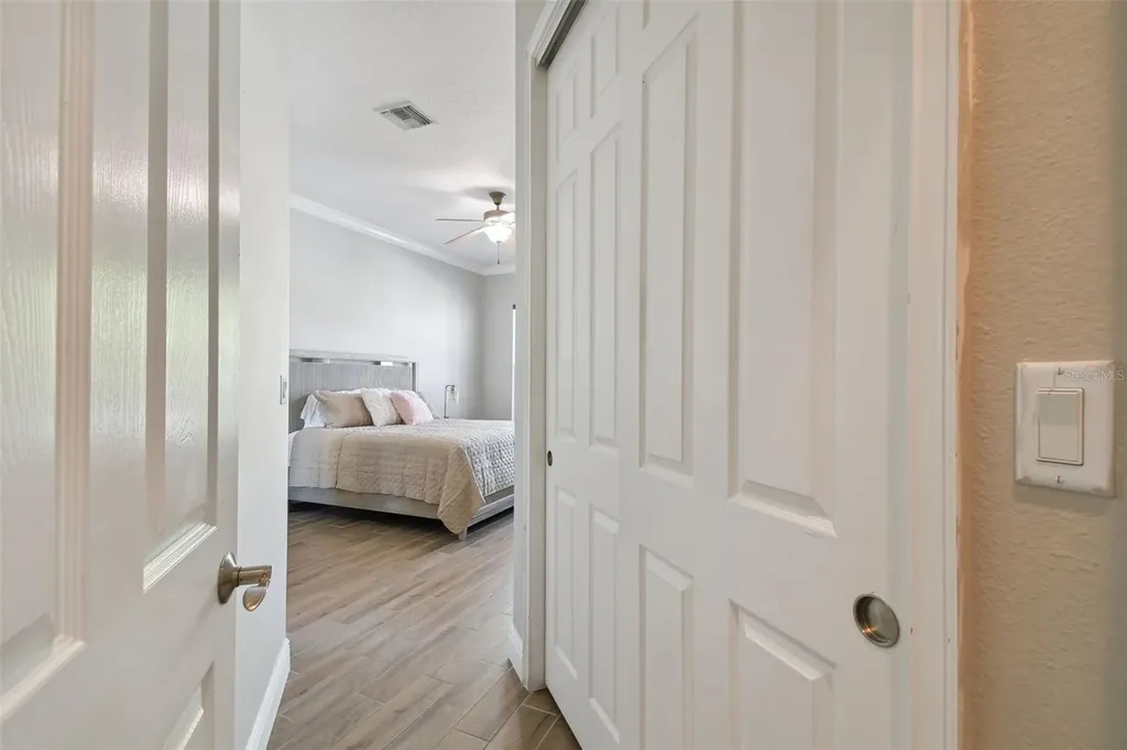 7009 Five Oaks Drive Harmony FL 34773