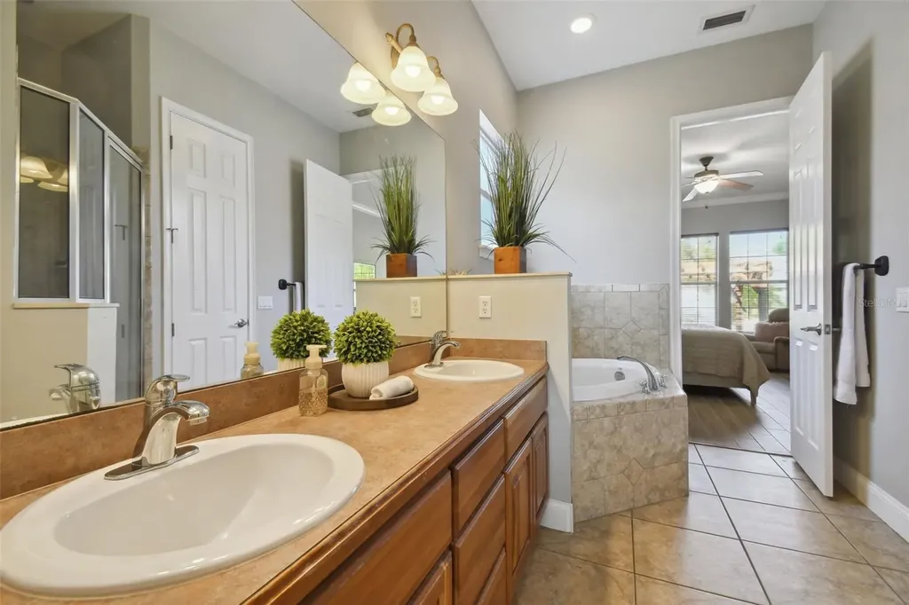 7009 Five Oaks Drive Harmony FL 34773
