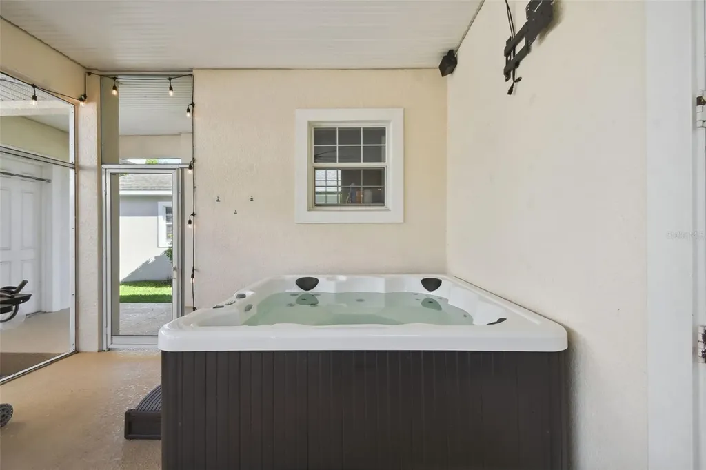 7009 Five Oaks Drive Harmony FL 34773