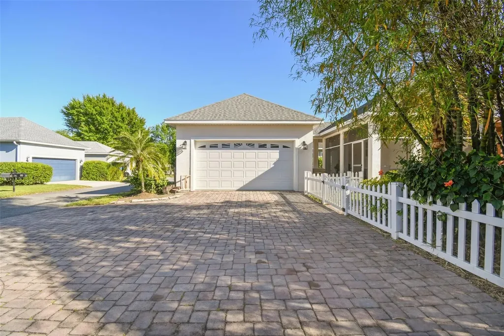 7009 Five Oaks Drive Harmony FL 34773