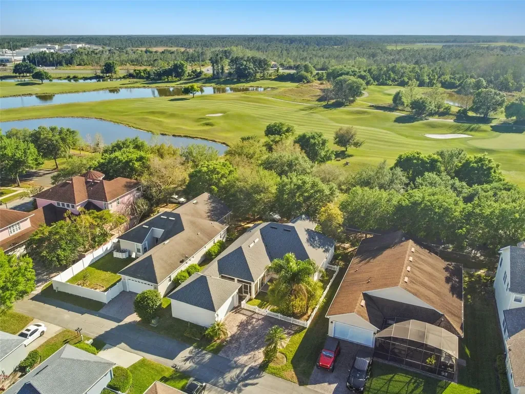 7009 Five Oaks Drive Harmony FL 34773