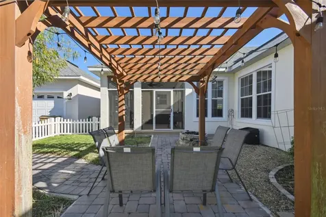 7009 Five Oaks Drive Harmony FL 34773