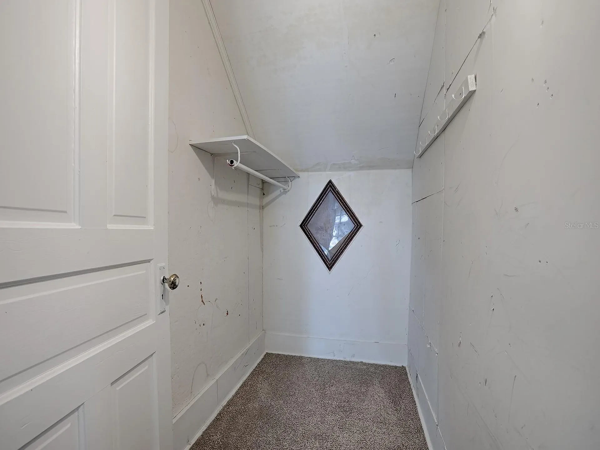 422 E Citrus Avenue Eustis FL 32726