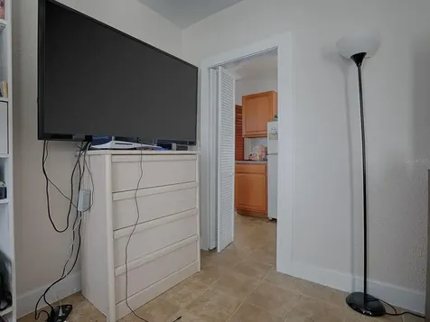 422 E Citrus Avenue Eustis FL 32726