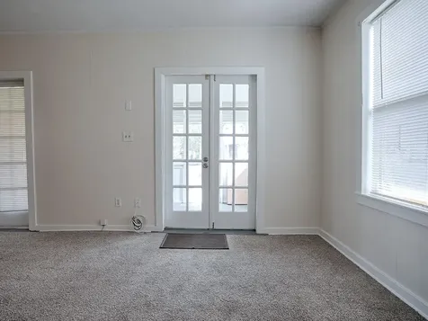 422 E Citrus Avenue Eustis FL 32726
