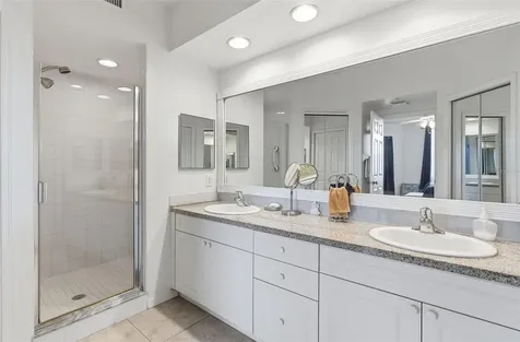 960 Starkey Road Largo FL 33771