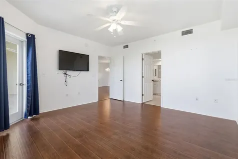 960 Starkey Road Largo FL 33771