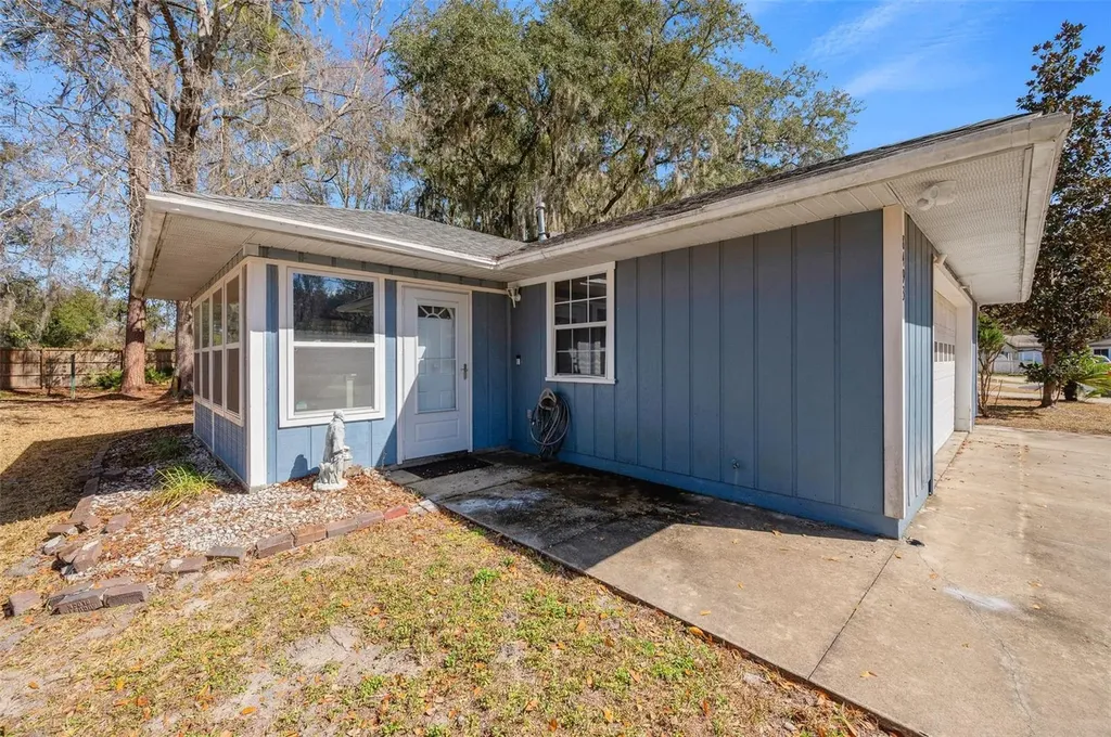 8493 NW 37th Terrace Gainesville FL 32653