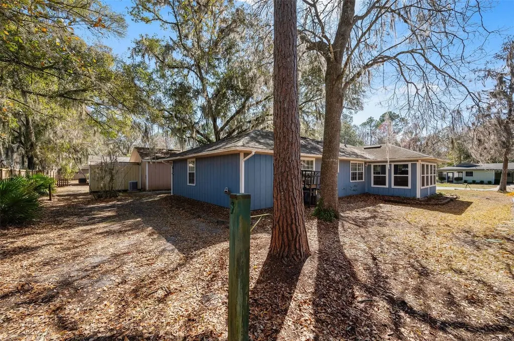8493 NW 37th Terrace Gainesville FL 32653