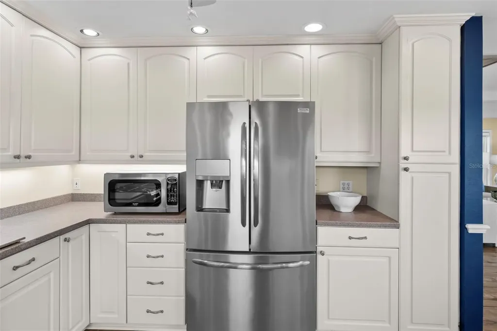 2299 Lagoon Drive Dunedin FL 34698