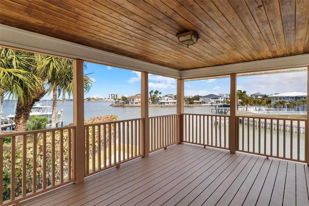 2299 Lagoon Drive Dunedin FL 34698
