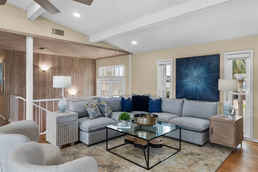 2299 Lagoon Drive Dunedin FL 34698