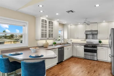 2299 Lagoon Drive Dunedin FL 34698