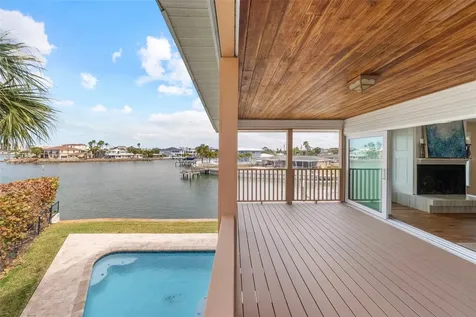 2299 Lagoon Drive Dunedin FL 34698