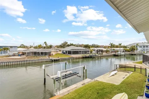 2299 Lagoon Drive Dunedin FL 34698