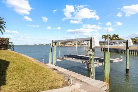 2299 Lagoon Drive Dunedin FL 34698