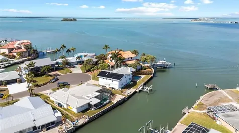 2299 Lagoon Drive Dunedin FL 34698