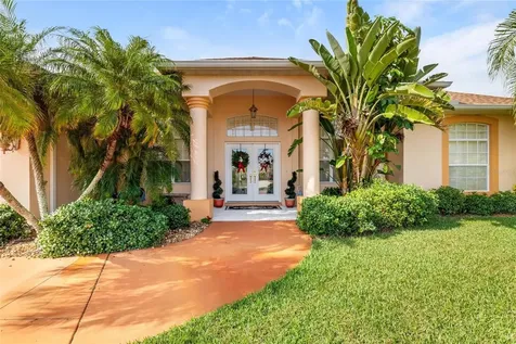 245 Rotonda Boulevard N Rotonda West FL 33947