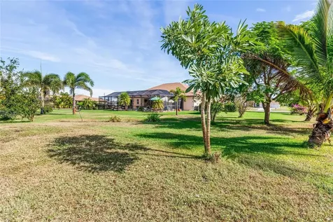 245 Rotonda Boulevard N Rotonda West FL 33947