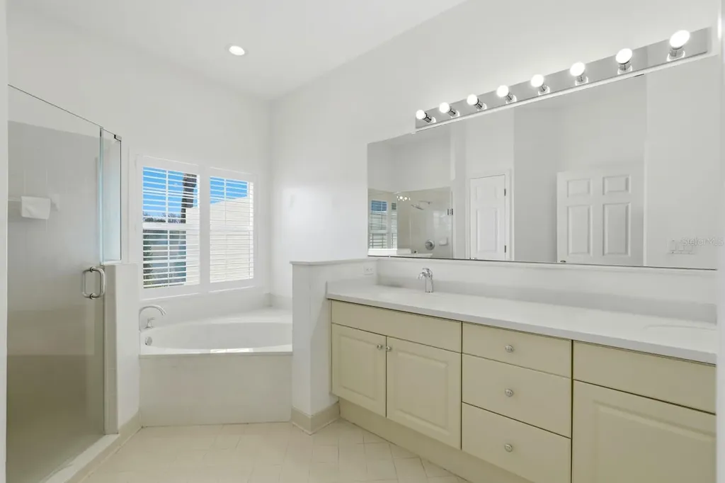 16 Viscaya Drive Palm Coast FL 32137