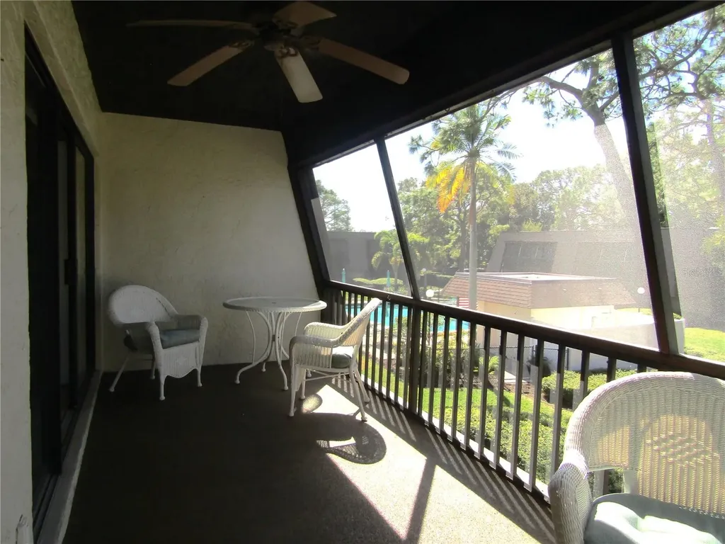 4628 Ringwood Meadow Sarasota FL 34235
