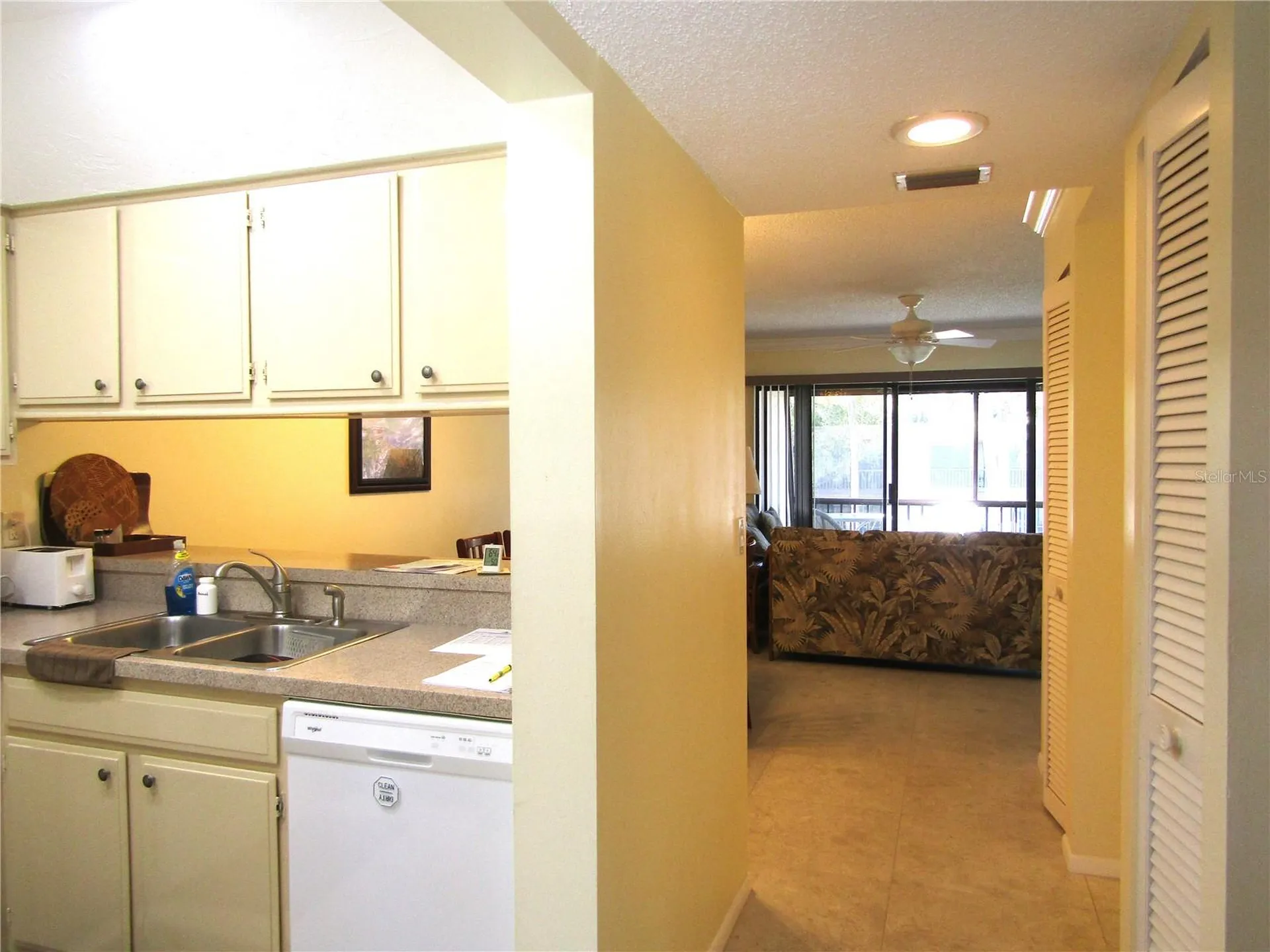 4628 Ringwood Meadow Sarasota FL 34235