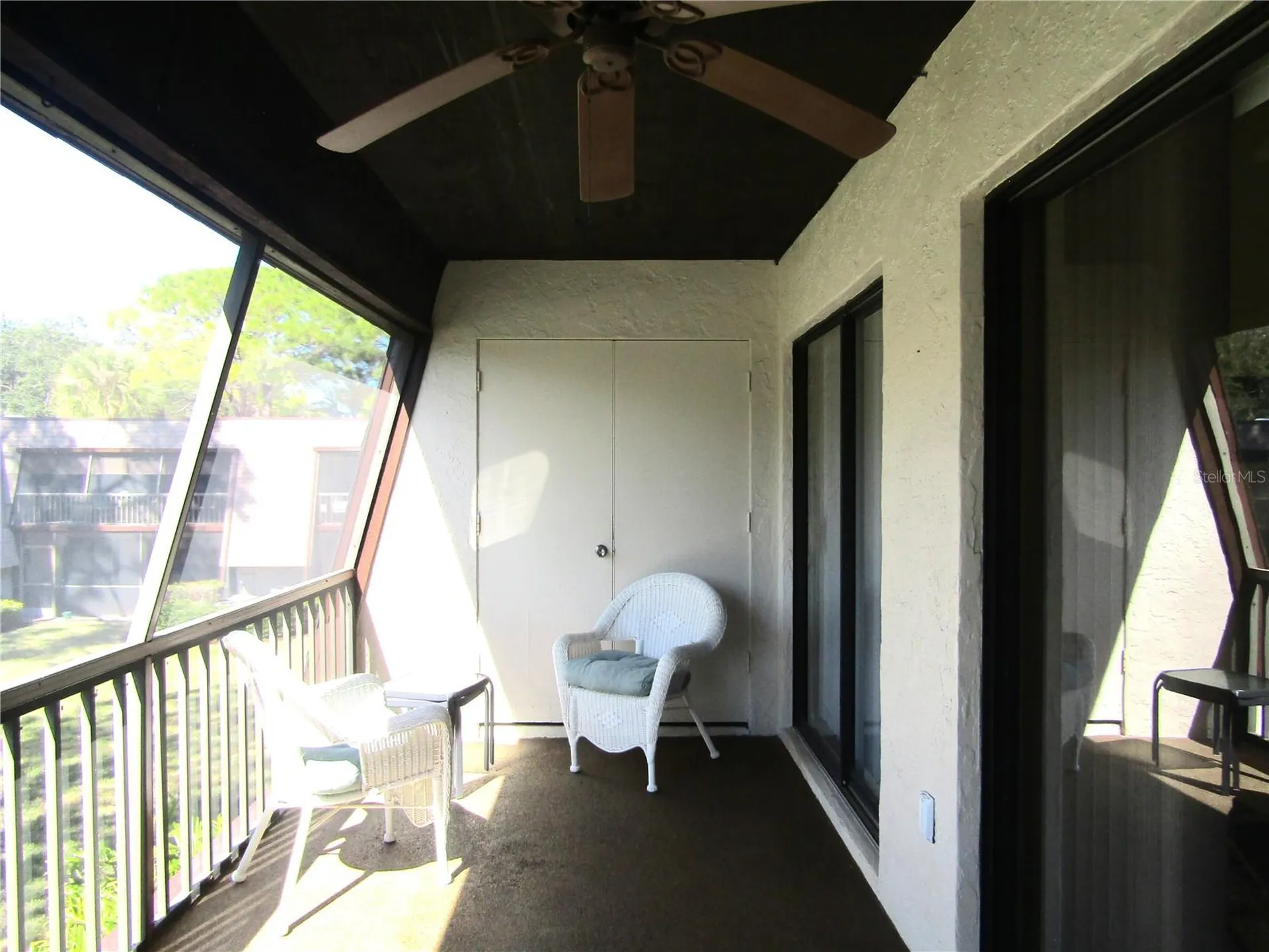 4628 Ringwood Meadow Sarasota FL 34235