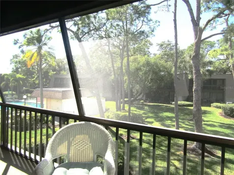4628 Ringwood Meadow Sarasota FL 34235