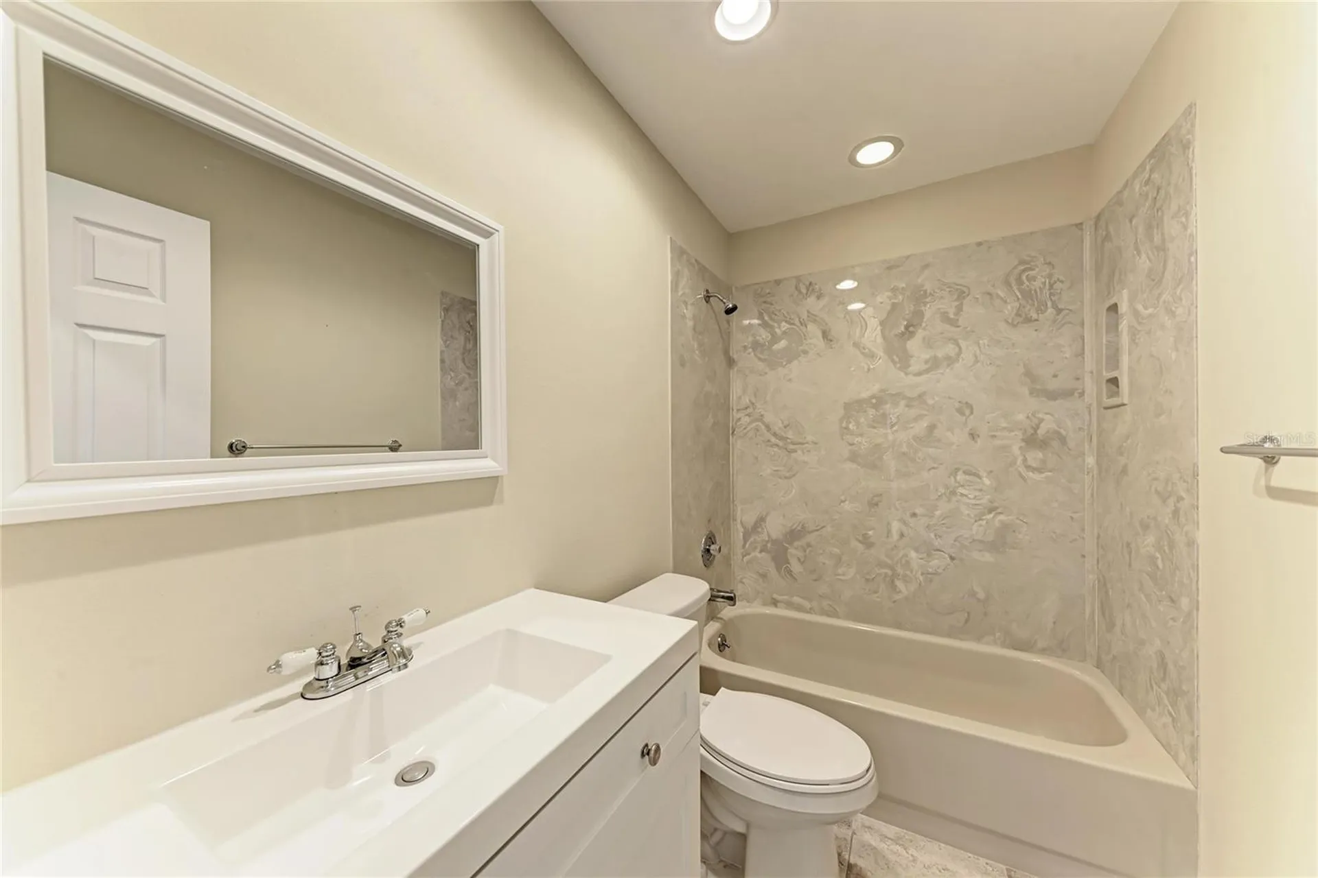 4537 Morningside Sarasota FL 34235