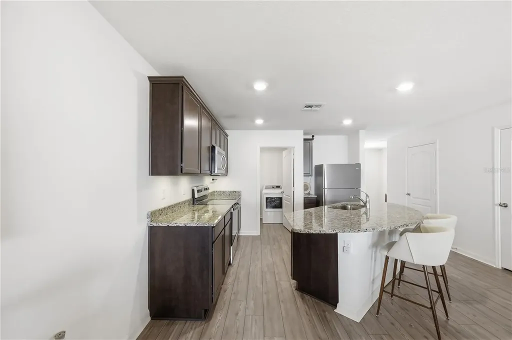 1675 Wynford Circle Tavares FL 32778
