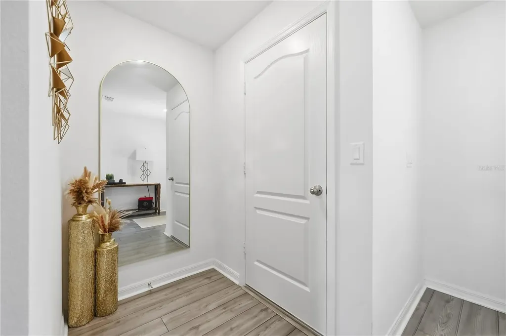 1675 Wynford Circle Tavares FL 32778