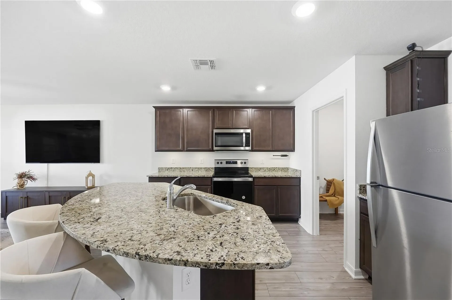1675 Wynford Circle Tavares FL 32778