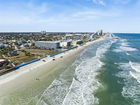 313 S Atlantic Avenue Daytona Beach FL 32118
