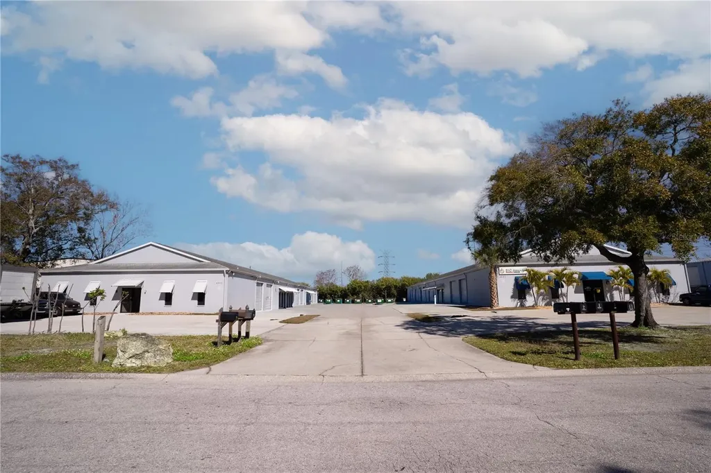 4501 107 Circle N Clearwater FL 33762