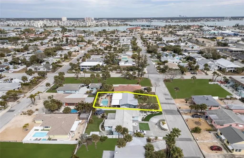 621 77th Avenue St Pete Beach FL 33706