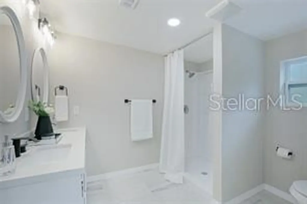 810 20th Avenue W Bradenton FL 34205