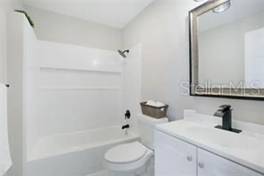810 20th Avenue W Bradenton FL 34205