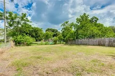 810 20th Avenue W Bradenton FL 34205
