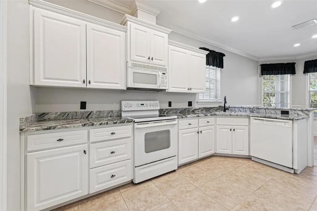 8107 Lake James Boulevard Lakeland FL 33810