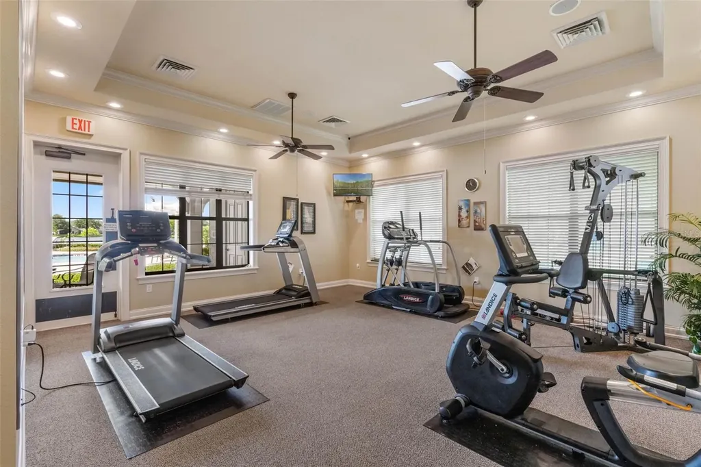 8107 Lake James Boulevard Lakeland FL 33810