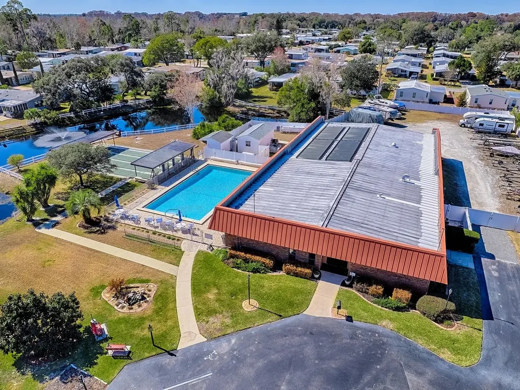 3217 Manatee Road Tavares FL 32778