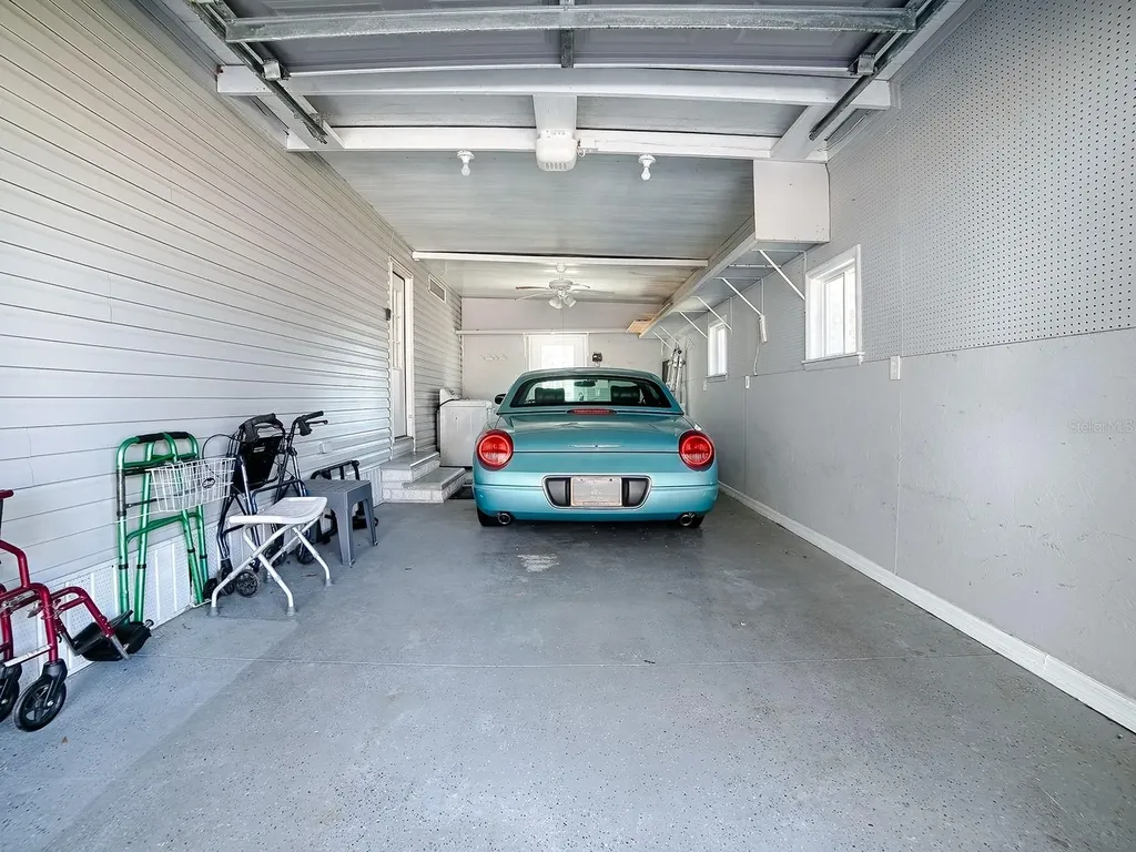 3217 Manatee Road Tavares FL 32778