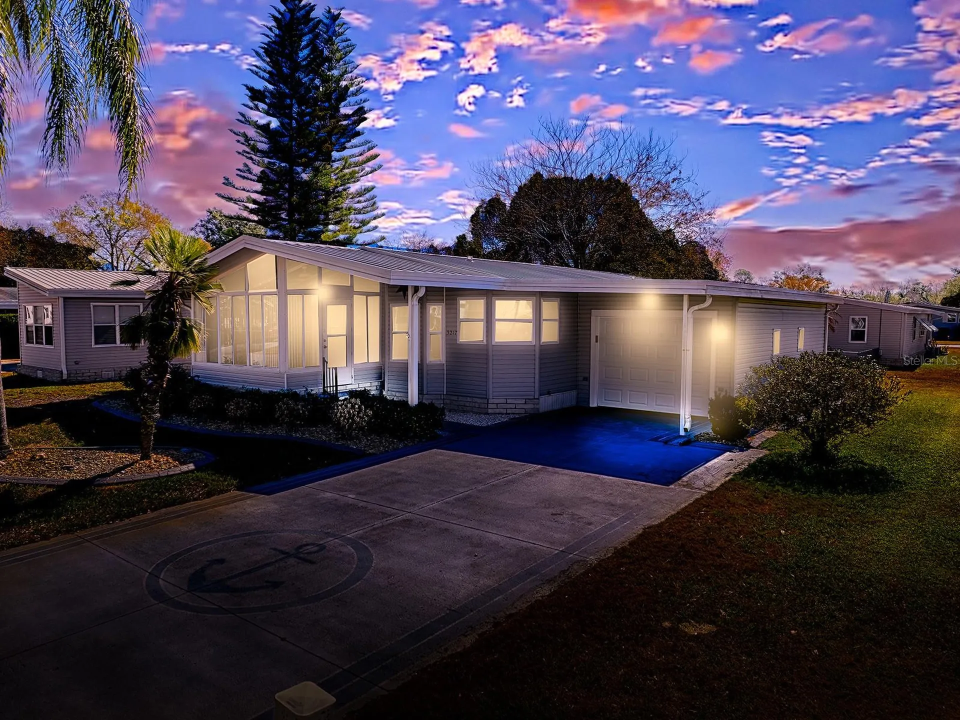 3217 Manatee Road Tavares FL 32778