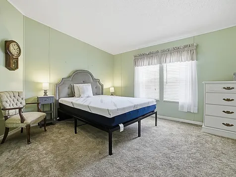 3217 Manatee Road Tavares FL 32778