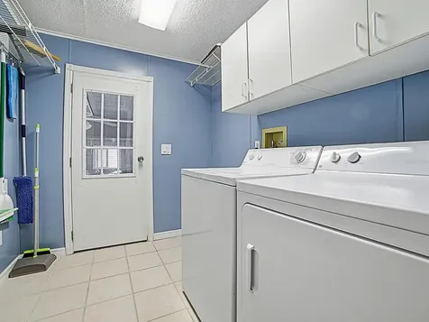 3217 Manatee Road Tavares FL 32778