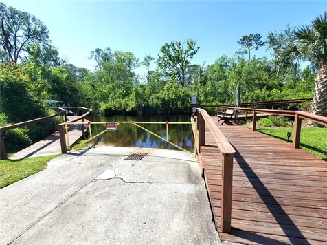 3217 Manatee Road Tavares FL 32778