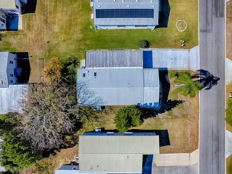 3217 Manatee Road Tavares FL 32778