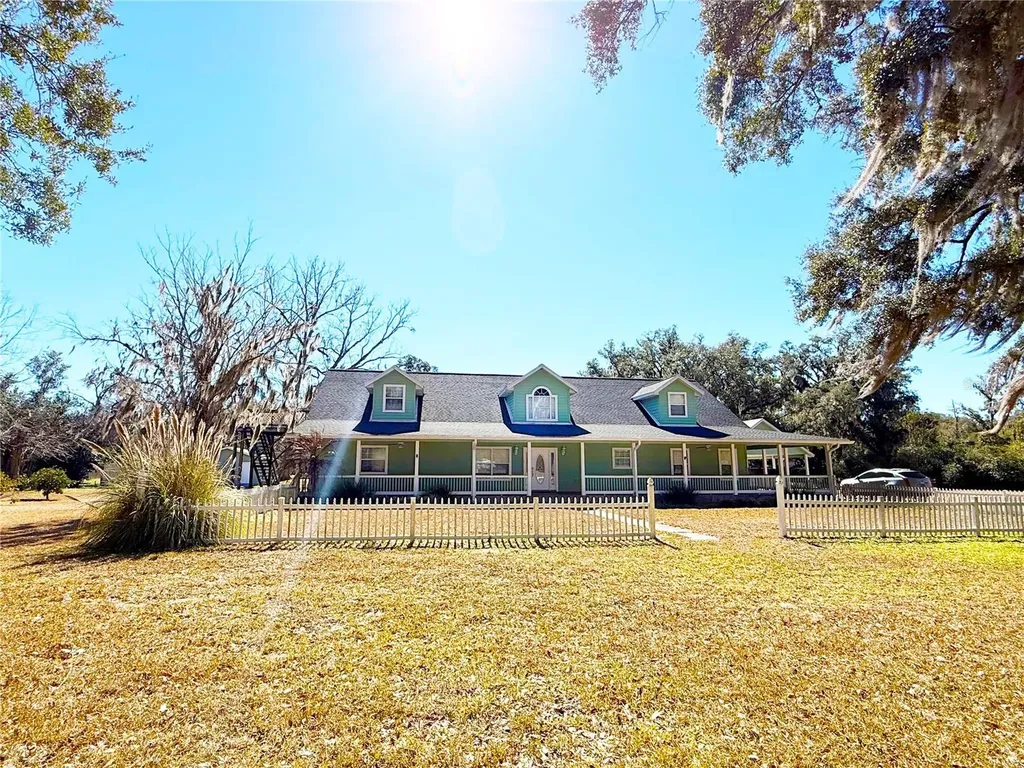2039 SW State Road 26 Trenton FL 32693