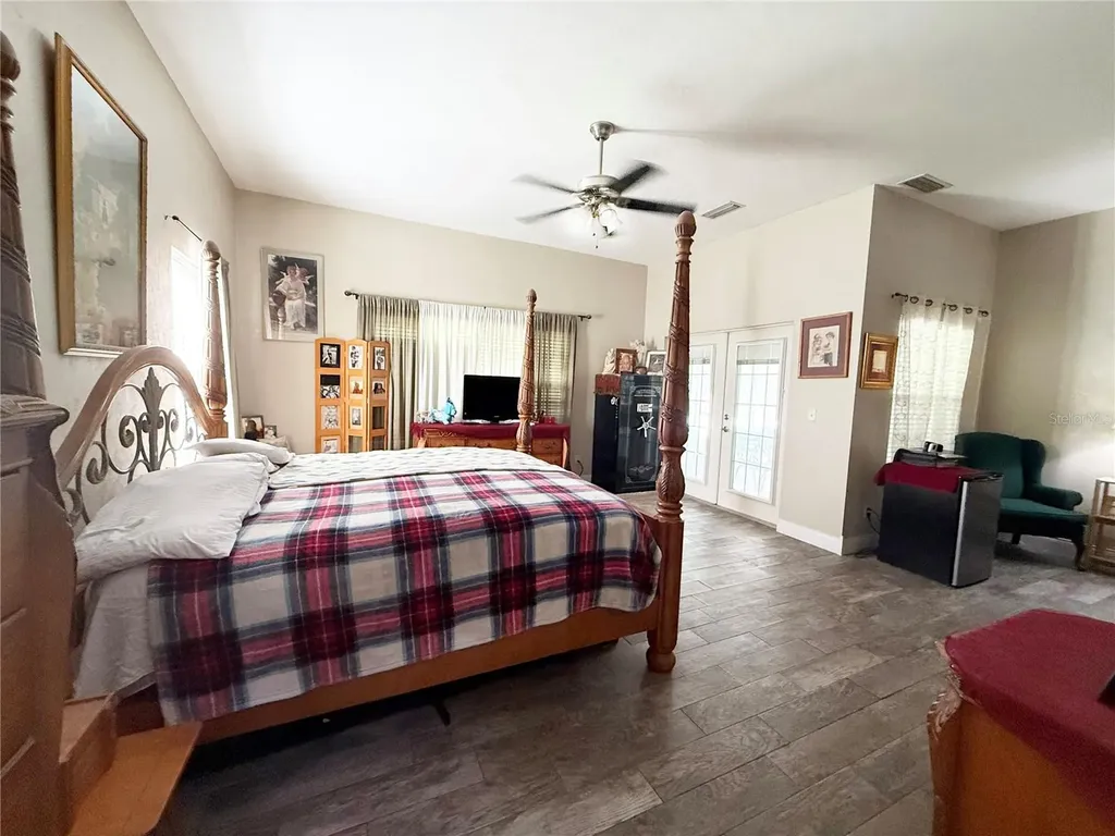 2039 SW State Road 26 Trenton FL 32693